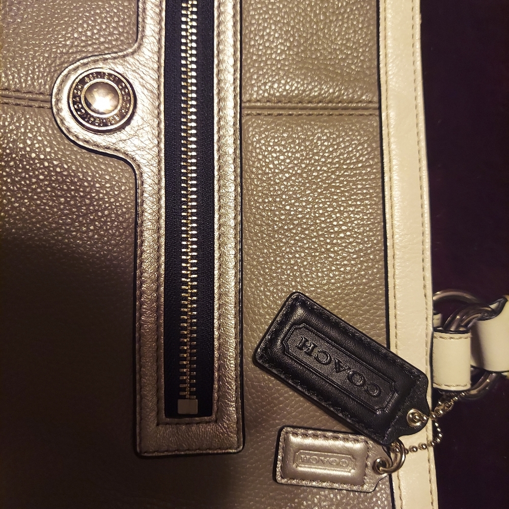 Coach - Picture 2 of 3